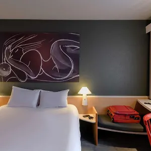 Ibis Parkstadt Schwabing Otel
